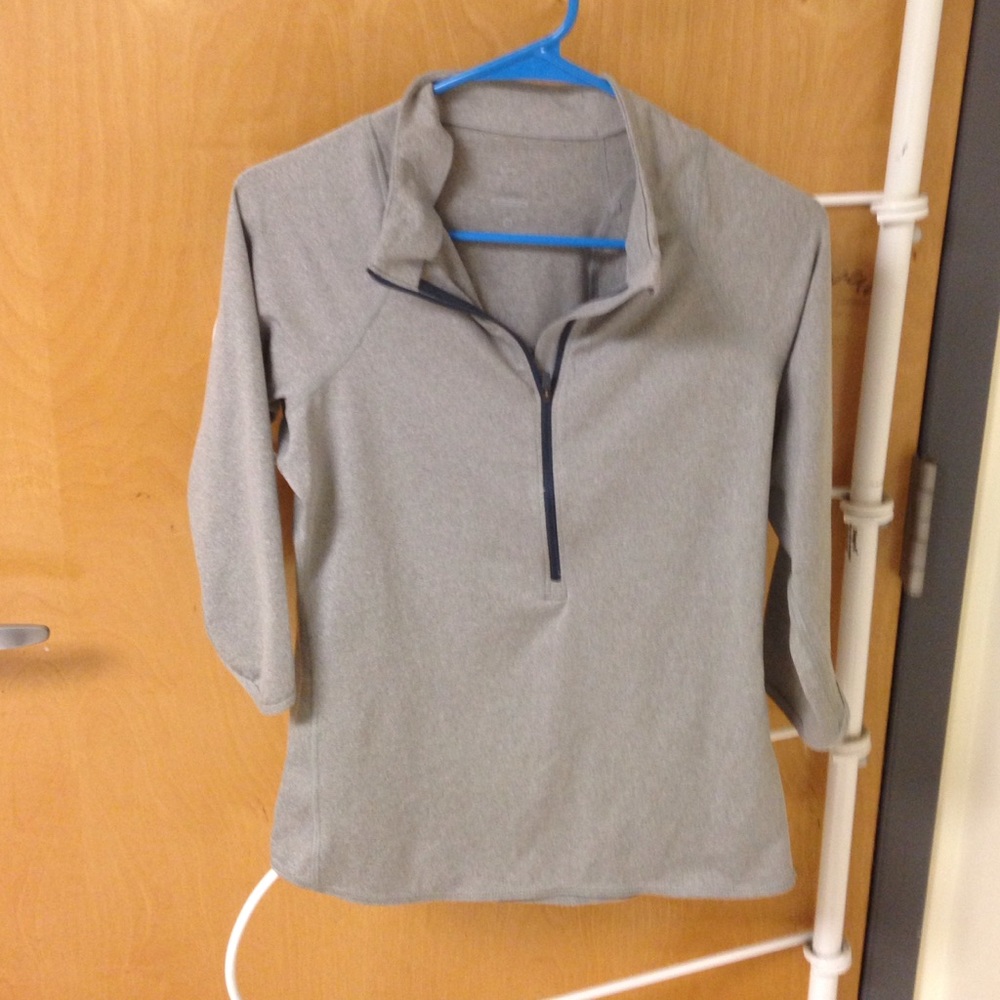 Nike DriFit Pullover